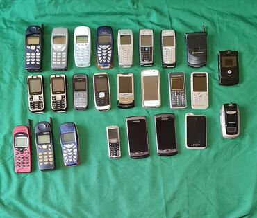 Ostali mobilni telefoni: Kolekcija starih mobilnih telefona – mešavina klasičnih modela iz — 2