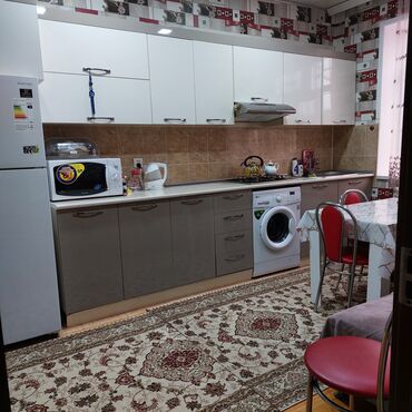 Həyət evləri və villaların satışı: Əmircan qəs. 7 otaqlı, 2 kv. m, Orta təmir — 5