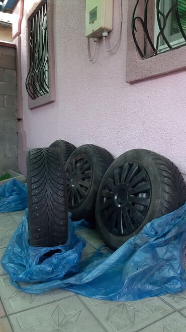 шины 17 зима: Дөңгөлөктөр монтажда 185 / 65 / R 15, Winter stud, Колдонулган, Комплект, Жеңил унаалар, Темир, тешиктери - 5