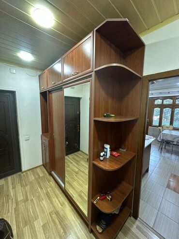 Mətbəx mebeli: İşlənmiş, Açılan, 2 qapılı Künc dolab, Dəhliz dolabı