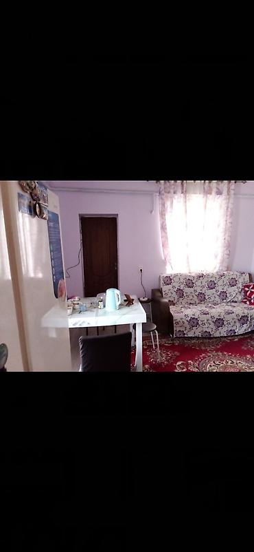 частный дома: 5 комнат, 72 м², 4 соток, Бишкек, Ак-Ордо 3 ж/м Собственник — 6