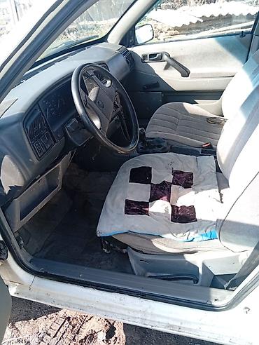Volkswagen: Volkswagen Passat: 1990 г., Седан — 10