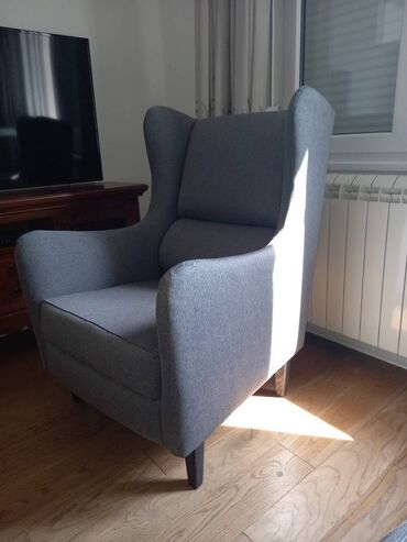 Fotelje: Fotelja je kao nova sve nenjano mebl sundjeri crsta stabilna.cena je na lalafo.rs — 1 Fotelje: Fotelja je kao nova sve nenjano mebl sundjeri crsta stabilna.cena je — 1