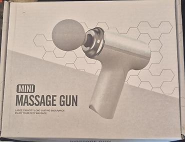 Mini Massage Gun - Kompakt və yüngül dizayn – daşımaq və səyahət üçün