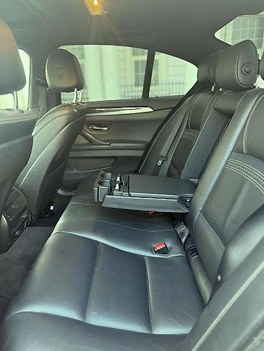 quad: BMW 5 series: 3 l | 2015 il Sedan — 9