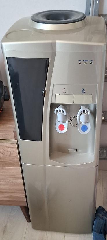 sintra su filtirləri: Dispenser Döşəməüstü, Su isitmə ilə, İşlənmiş — 2