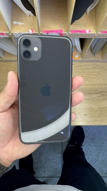 Apple iPhone: IPhone 11, Б/у, 128 ГБ, Защитное стекло, Чехол, Коробка, 100 %