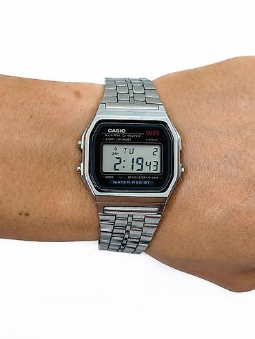 İşlənmiş, Qol saatı, Casio, rəng - Gümüşü