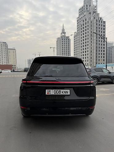 denza n9: Lixiang L9: 2023 г., 1.5 л, Автомат, Гибрид, Кроссовер — 6