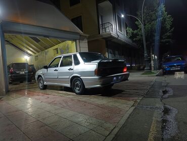 VAZ (LADA): VAZ (LADA) 2115 Samara: 1.6 l | 2004 il 215185 km Sedan — 3