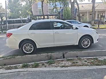 ford focus 2007: BYD E5: 2018 г., Робот, Электромобиль, Седан — 2
