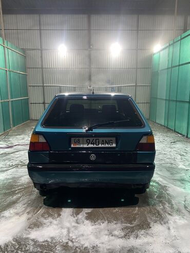 авто 70000: Volkswagen Golf: 1990 г., 1.8 л, Автомат, Бензин, Седан