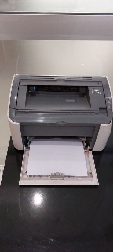 printer canon 2520: Printer Canon LPB2900 Katric tam doludur. Müştərinin yanında