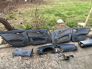 Avtomobil salonu üçün digər detallar: Mercedes-Benz W211, 2004 il — 3