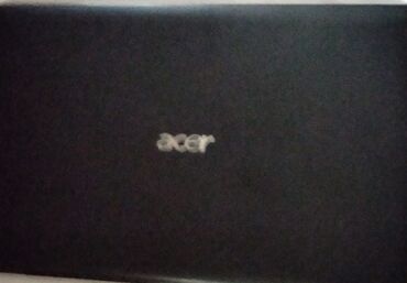 notebook: Acer noutbuk - Brend: Acer - Korpus: mat qara, qapağın mərkəzində