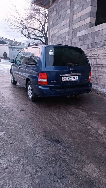 Kia: Kia Carnival: 2004 г., 2.9 л, Механика, Дизель, Минивэн