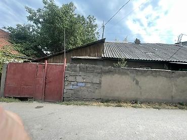 Продажа коттеджей и домов: 2 комнаты, 60 м², 3 соток, Бишкек, Восточный (старый) автовокзал Собственник — 23