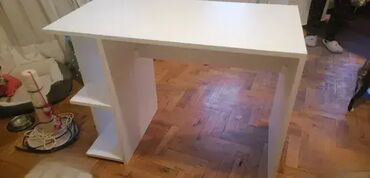 Stolovi: Radni Sto 30 📏 Dimenzije: Prvi model: Širina: 100 cm Dubina: 50 cm na lalafo.rs — 8 Stolovi: Radni Sto 30 📏 Dimenzije: Prvi model: Širina: 100 cm Dubina: 50 cm — 8