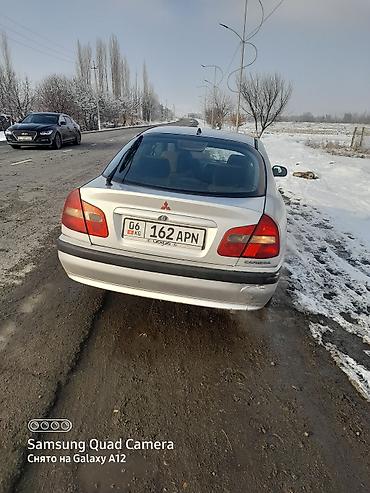 sprinter 4 4: Mitsubishi Carisma: 2000 г., Седан — 2