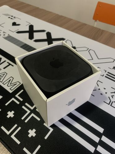 Смарт ТВ приставки: Apple TV 2 Продаю, по причине не надобности. Полность рабочий, в