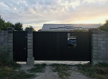 Продажа полдома: Продаеться хороший пол дома 130 кв м в Сокулукском районе село — 1