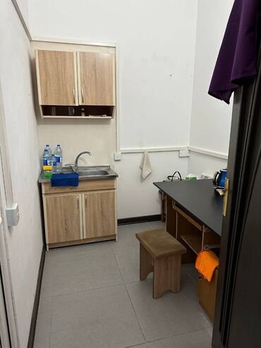 Digər kommersiya daşınmaz əmlakı: Aptek içindekilerle icareye verilik çox işlek bir yerde yerleşir esas — 16