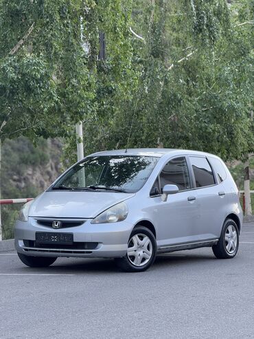 Honda: Honda Jazz: 2004 г., 1.3 л, Механика, Бензин, Хэтчбэк