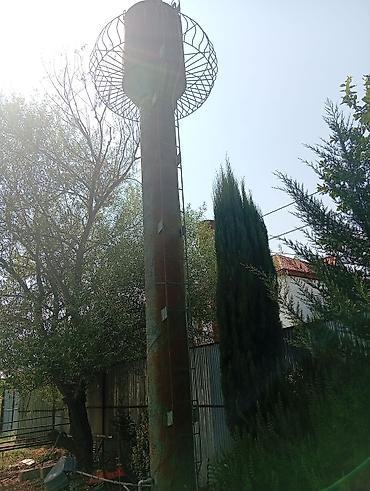 Baklar və çənlər: Metaldan hazırlanmış sənaye su çəni və dayaq dirəyi - Material: qalın — 1