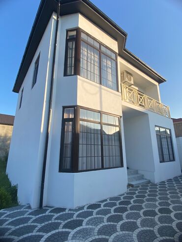 посуточная аренда дачи в баку: Quba-Qəşrəşdə mesenin Qəçrəşə girisdə iki mərtəbəli Villa günlük