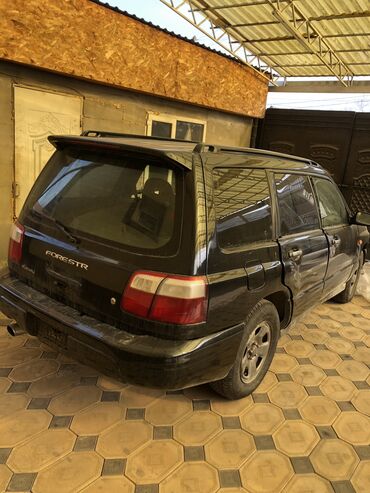 Subaru: Subaru Forester: 2000 г., 2 л, Автомат, Бензин, Седан