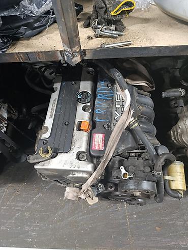 Детали двигателя и моторы в сборе: Бензиновый мотор Honda 2005 г., 2 л, Б/у, Оригинал, Япония — 2