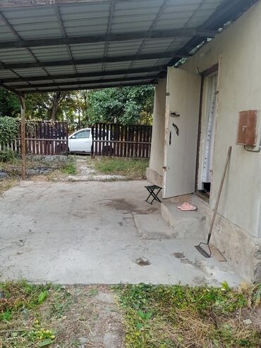 дом байтике: Дачный домик с участком и навесом - Капитальный домик из