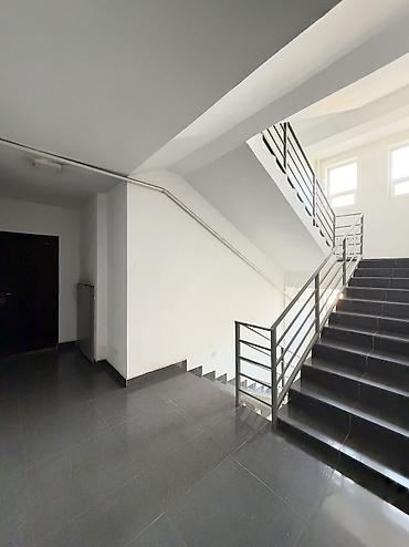 купить квартиру студию в бишкеке: 1 комната, 39 м², 4 этаж — 9