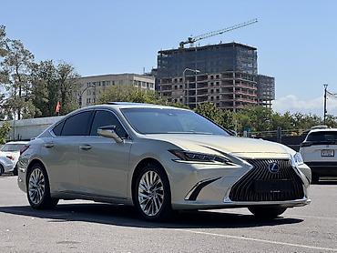 Lexus ES: 2019 г., 2.5 л, Вариатор, Гибрид, Седан at lalafo.kg Lexus ES: 2019 г., 2.5 л, Вариатор, Гибрид, Седан