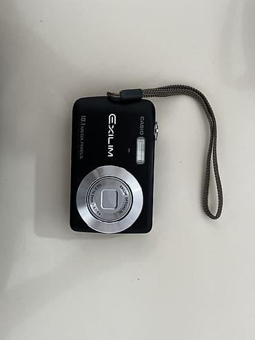 Foto və videokameralar: Casio Exilim kompakt fotoaparat seti Məhsulun tərkibi: - Casio Exilim — 1