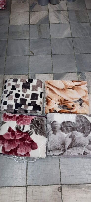 Posteljina: 🛍🛍🛍🛍🛍🛍🛍 #ĆEBADI 150x200 cm 1,5 kg Cena 2000 din Akcija traje do — 11