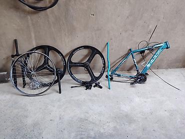 Велозапчасти: Velosiped təkər dəsti və kameralar Məhsulun tərkibi: - 2 ədəd MTB — 4