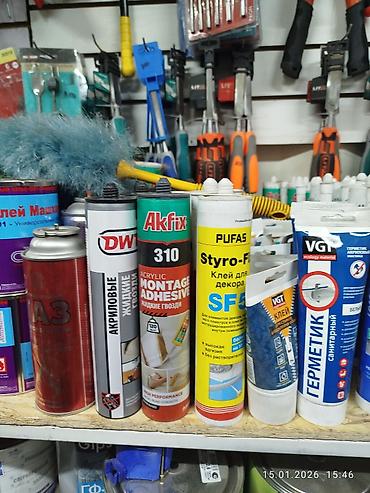 Монтажная пена: Пена клей Somafix 60 секунд 430 сом; Саморезы по дереву, металлу все — 20