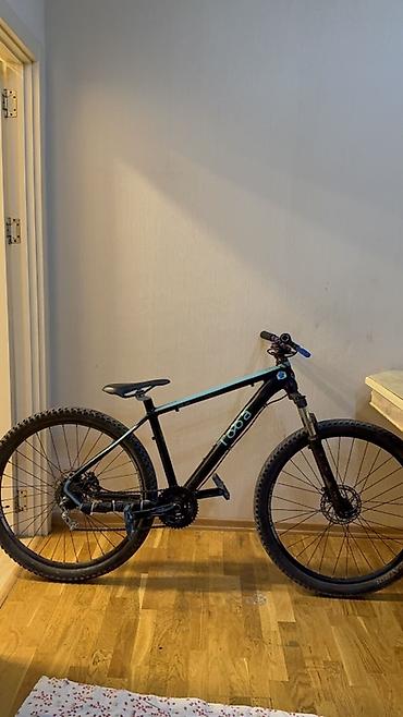 velo rambo: Dağ velosipedi – 28düym təkərli, alüminium hardtail karkas - — 2