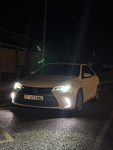 двери на 2107: Toyota Camry: 2017 г., 2.5 л, Вариатор, Гибрид, Седан — 7