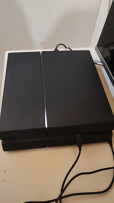 PS4 (Sony Playstation 4): Sony PlayStation 4 (PS4) oyun konsolu - Model: PS4 (orijinal korpus — 2