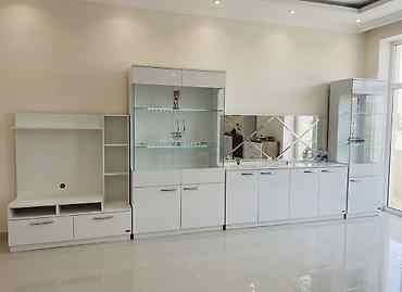 alcipan tv stand: Ağ rəngli modul qonaq otağı mebel dəsti - Yüksəkparlaq ağ rəng — 3
