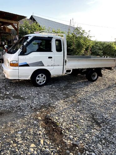 Hyundai: Hyundai Porter: 2002 г., 2.5 л, Механика, Дизель