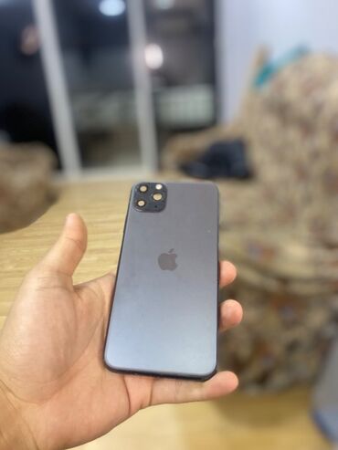 11 pro max: IPhone 11 Pro Max, 256 GB, Qara, Qırıq