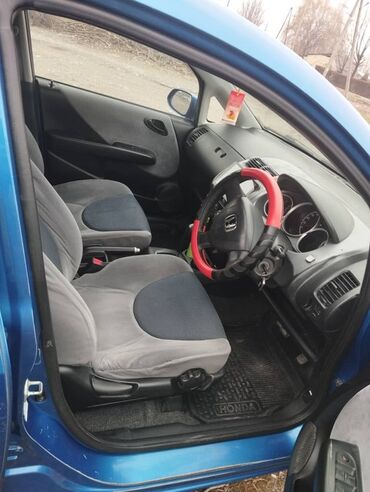 Honda: Honda Fit: 2003 г., 1.3 л, Вариатор, Бензин, Хэтчбэк — 9