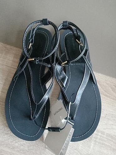 converse kragujevac: Ženske kožne sandale – crne, sa kaiševima oko zgloba - Model sa — 1