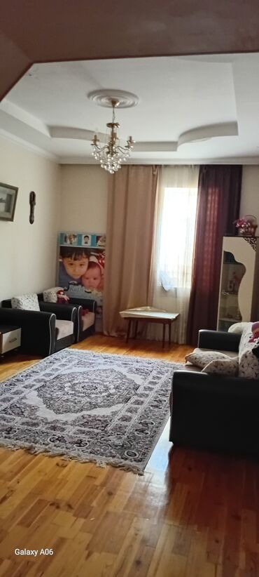 Həyət evləri və villaların satışı: 8 otaq, 450 kv. m, Kredit yoxdur, Orta təmir -da lalafo.az — 16 Həyət evləri və villaların satışı: 8 otaq, 450 kv. m, Kredit yoxdur, Orta təmir — 16