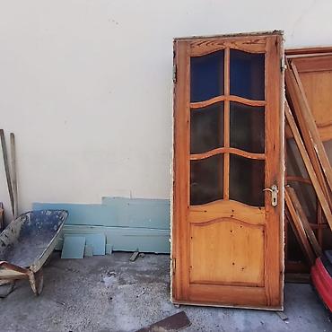 pencere qapi: Otaq qapisi 3 ədəddir. (Sola açılır)Uzunlugu 2.15 sm eni 88 sm.Yeni — 1