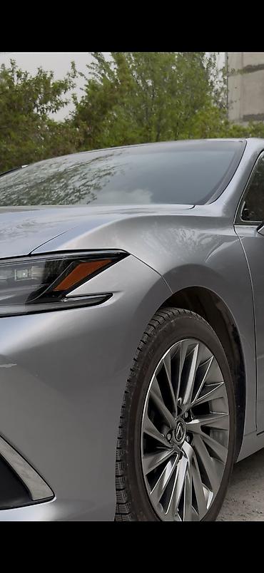 Lexus: Lexus ES: 2023 г., Вариатор, Гибрид — 18