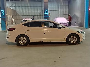 elantra 2017: Hyundai Avante: 2017 г., Автомат, Газ, Седан — 5
